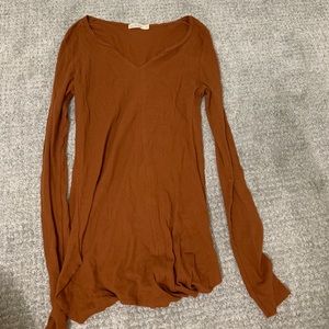 Michelle by Comune Orange Long Sleeve Tee